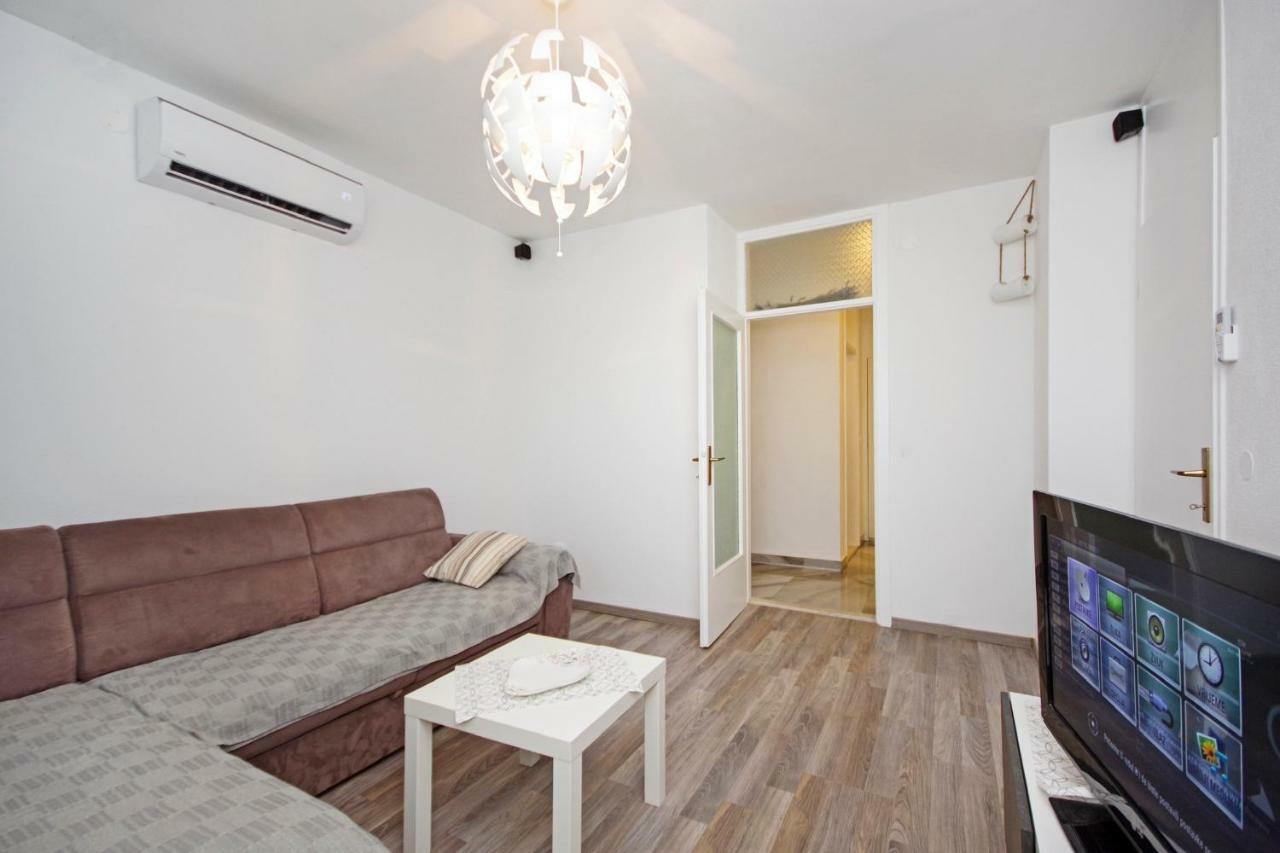 Nugal Apartment Makarska Bagian luar foto